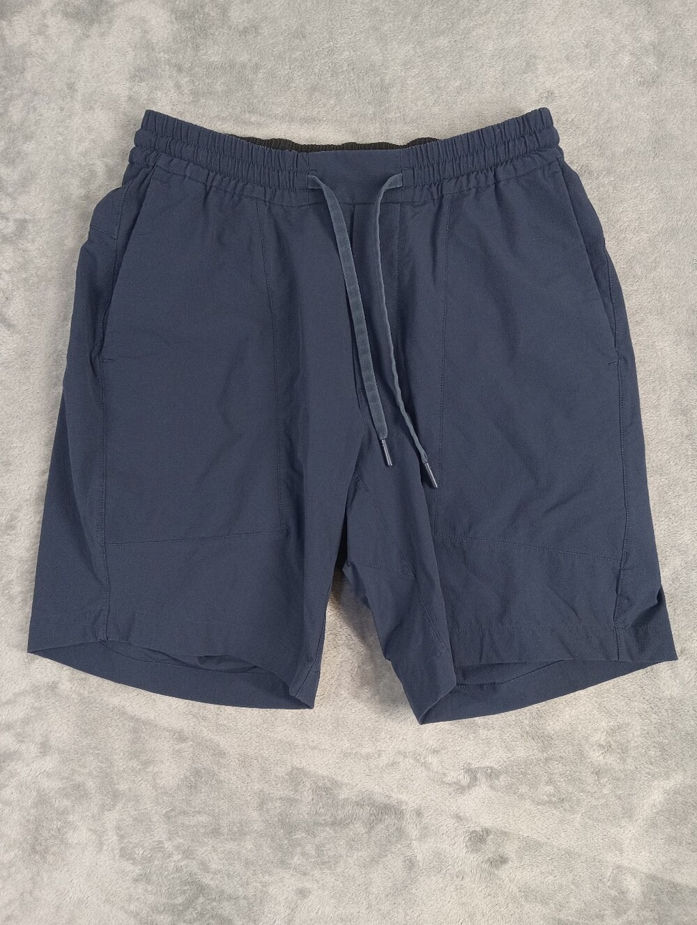 lululemon athletica Men's Navy Drawstring Athletic Shorts Size Small